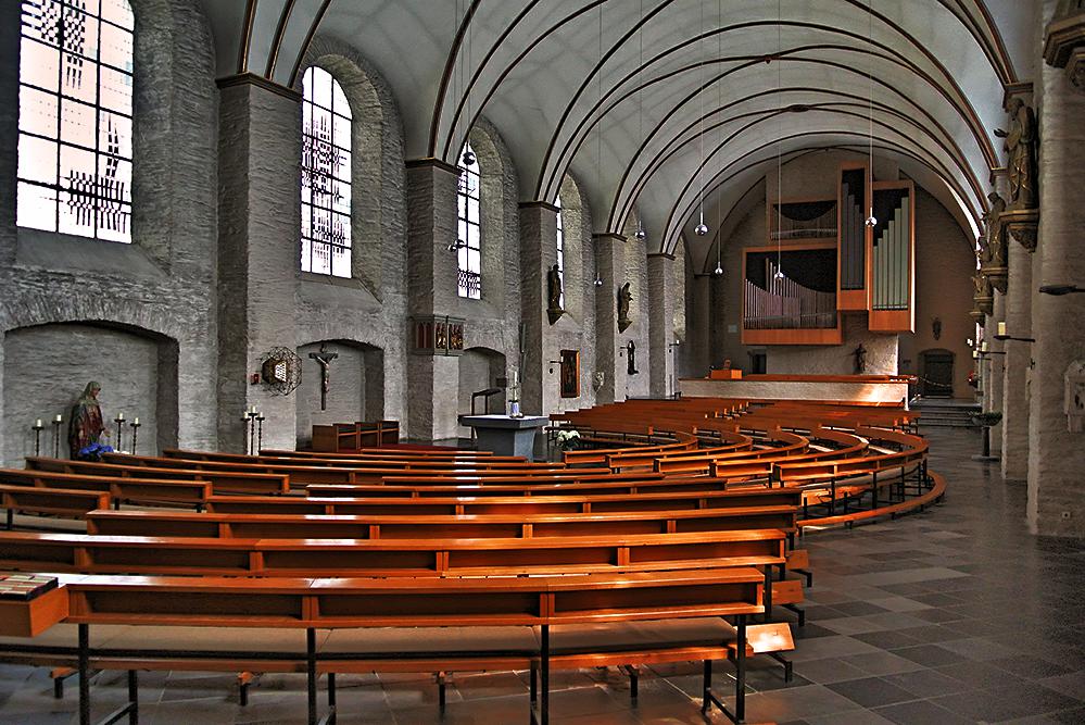 Innenansicht Aukirche in Monschau