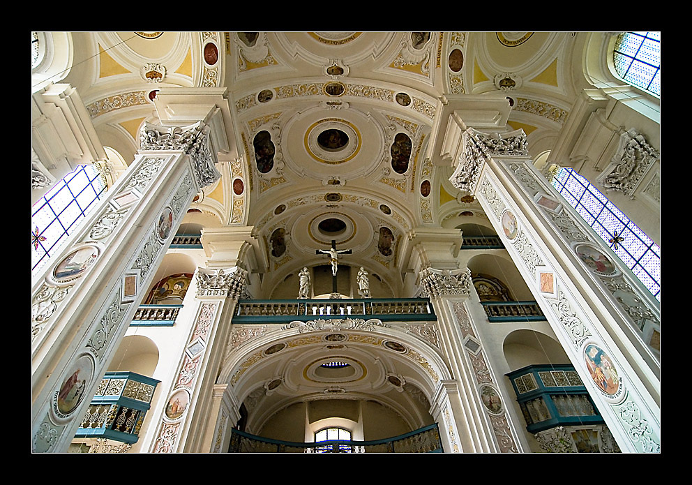 Innenansicht der Klosterkirche Schöntal