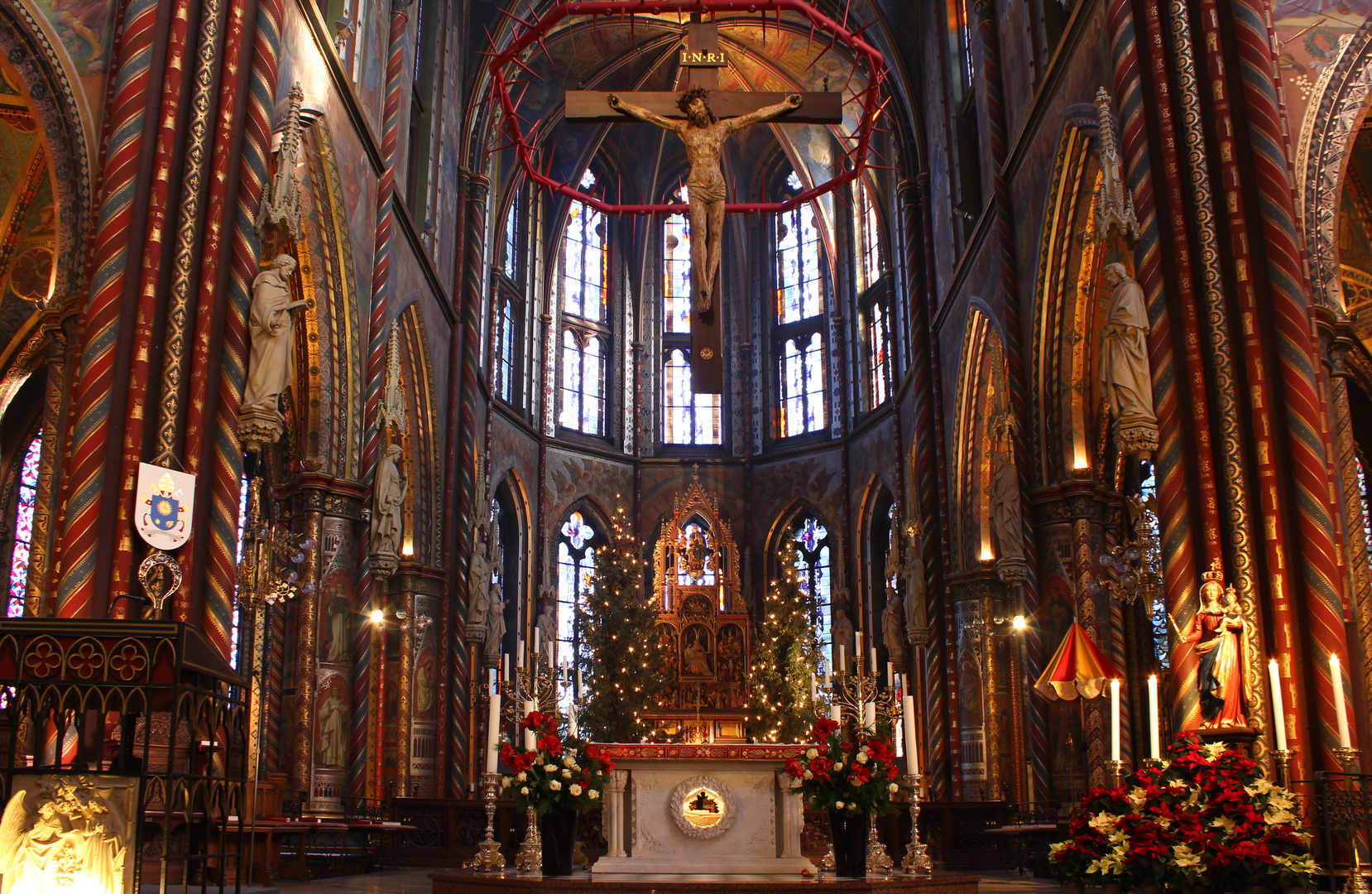 Innenansicht der Marienbasilika in Kevelaer 2