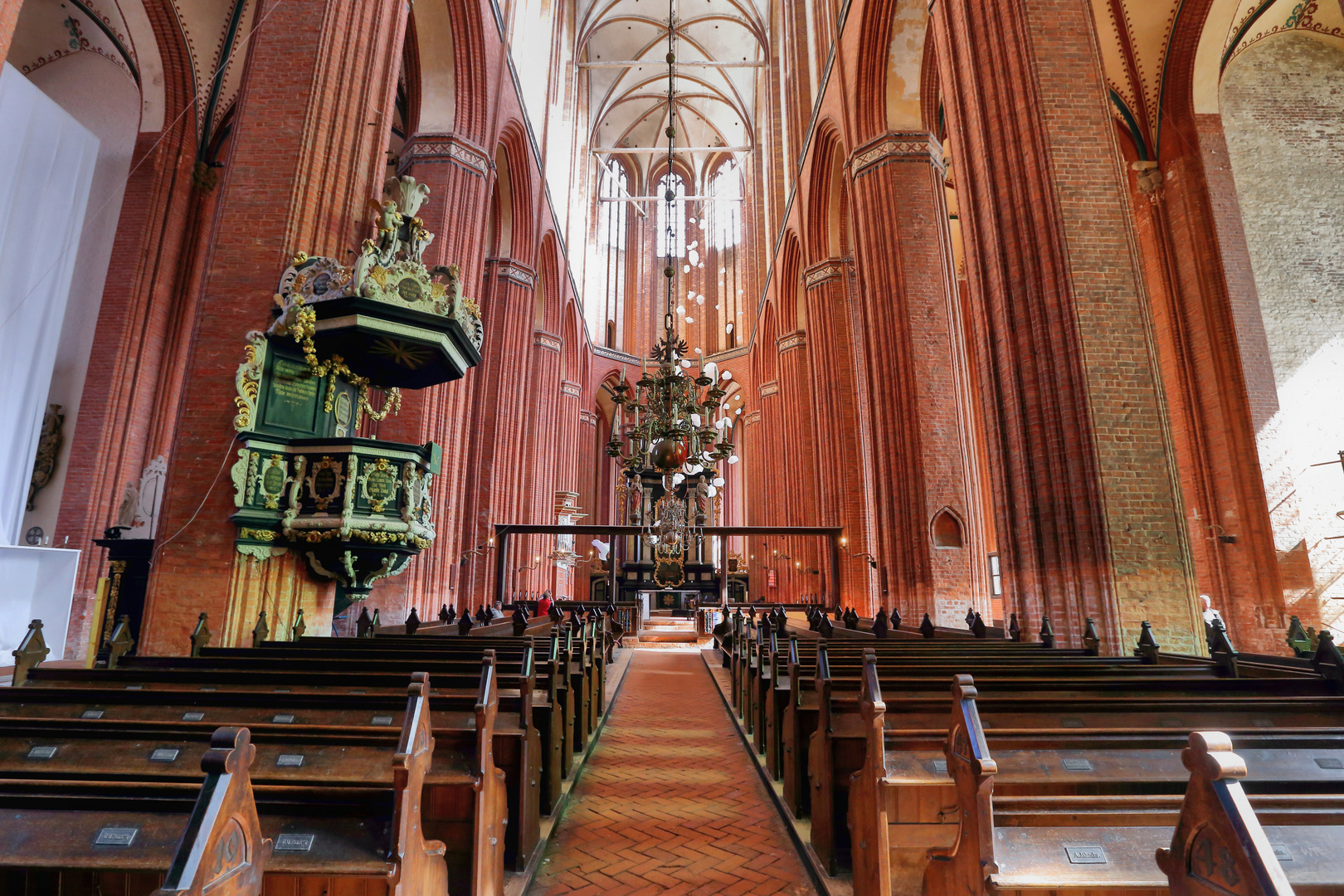 Innenansicht der Nikolaikirche - Wismar