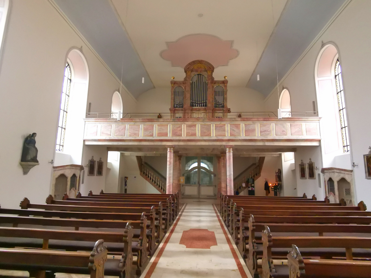 Innenansicht Kirche St. Engelbert St. Ingbert, Orgel Foto & Bild