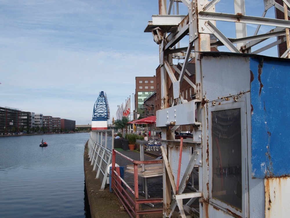 Innenhafen Duisburg 2 von Sandra Rhein 