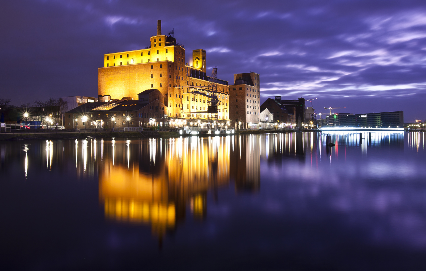 Innenhafen Duisburg !!