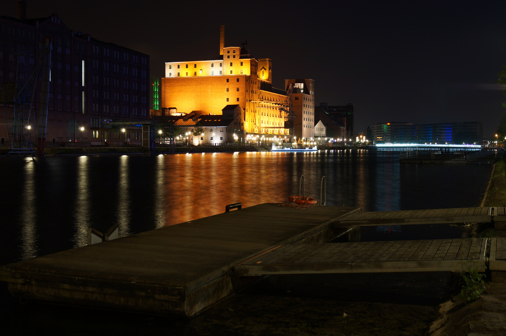 Innenhafen Duisburg 4