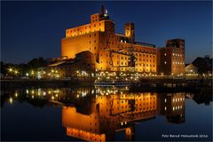 Innenhafen Duisburg .....