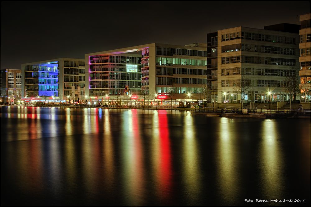 Innenhafen Duisburg ...