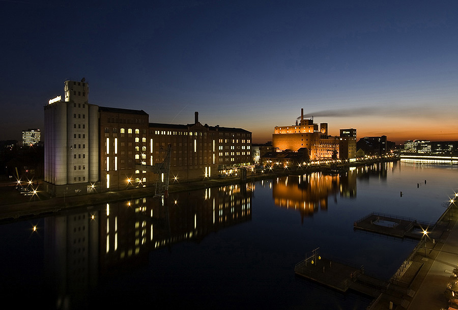 Innenhafen Duisburg Küppersmühle