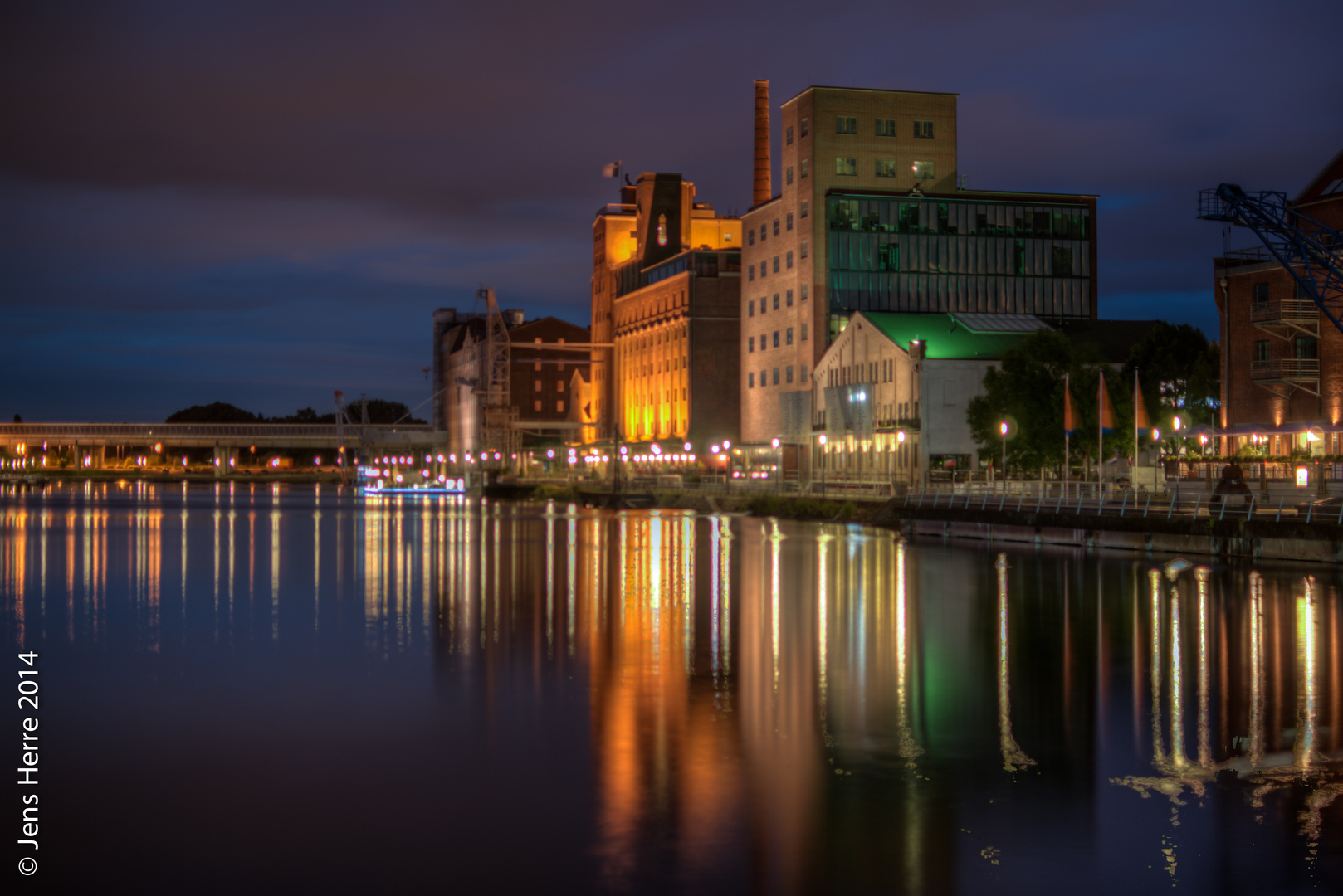 Innenhafen Duisburg Sommer