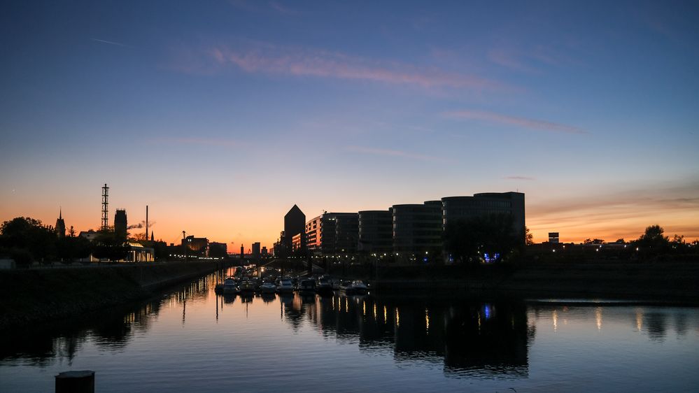 Innenhafen Duisburg, Sonnenuntergang