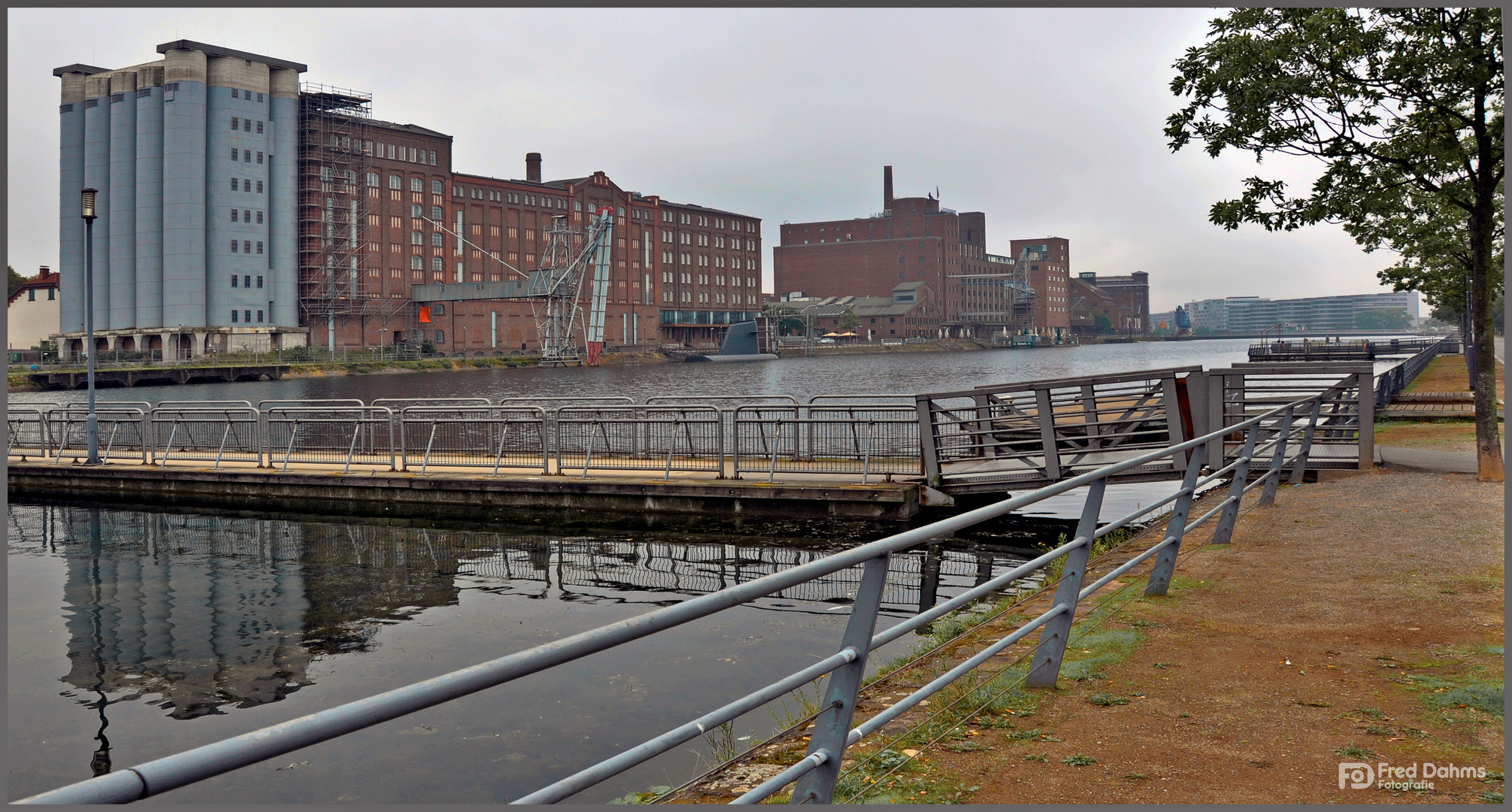 Innenhafen Duisburg XI