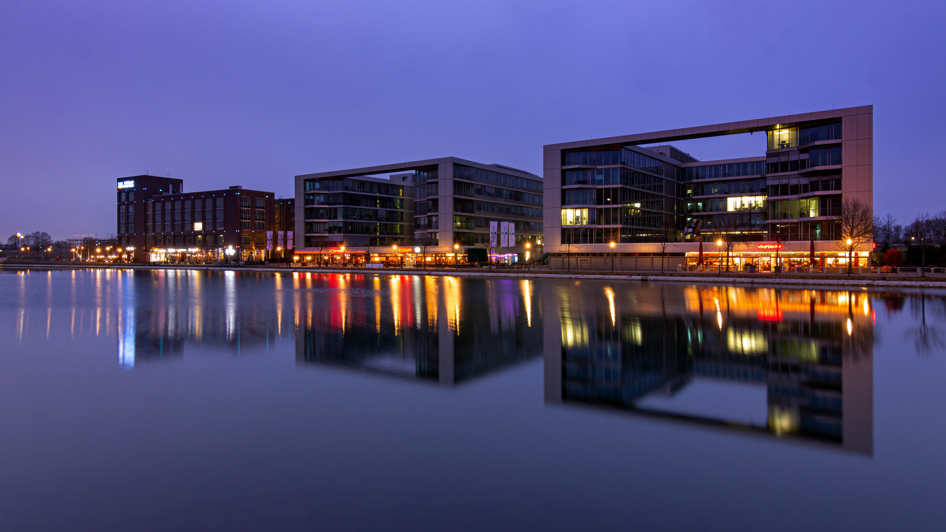 Innenhafen Spieglung