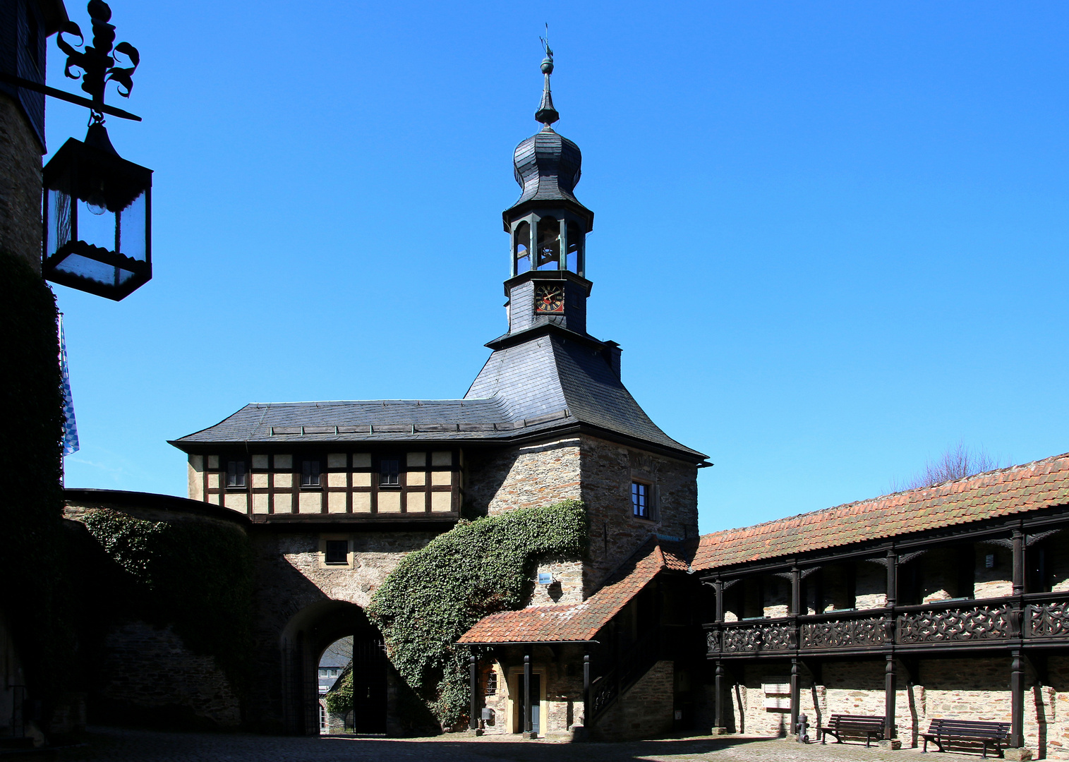 Innenhof Burg Lauenstein 