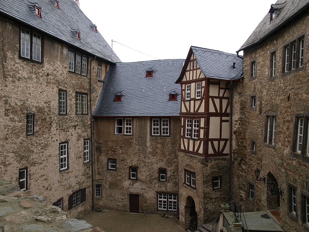 Innenhof Burg Runkel