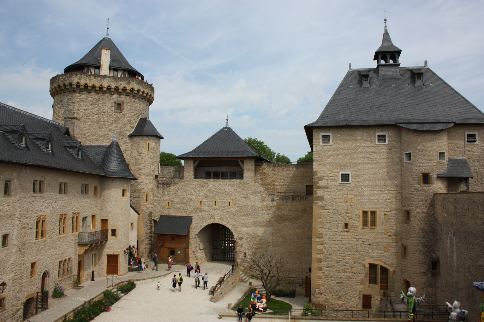 Innenhof Chateau Malbrouck