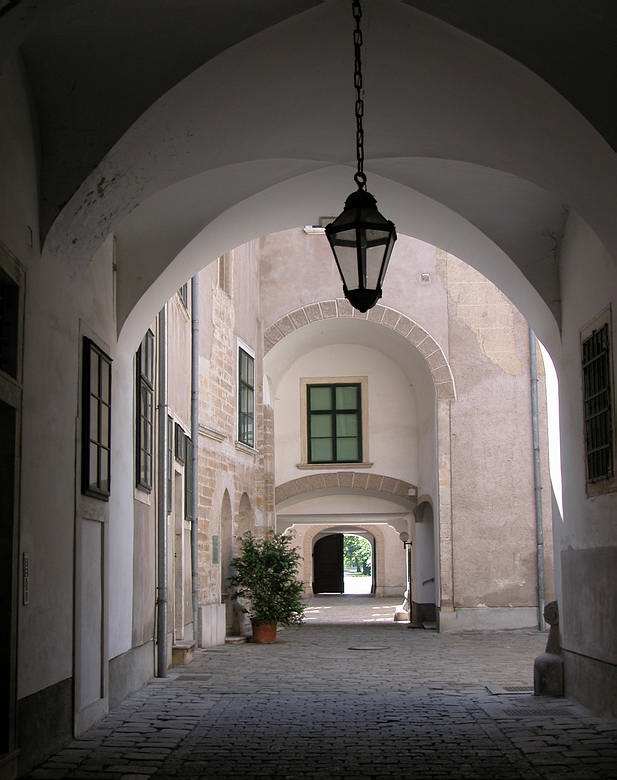 Innenhof der alten Burg in Laxenburg