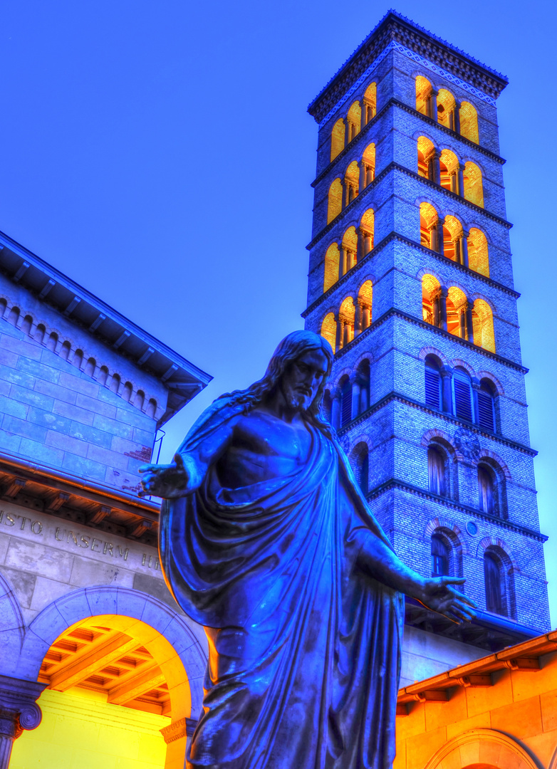 Innenhof der Friedenskirche im Park Sanssouci