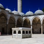 Innenhof der Süleymaniye-Moschee II