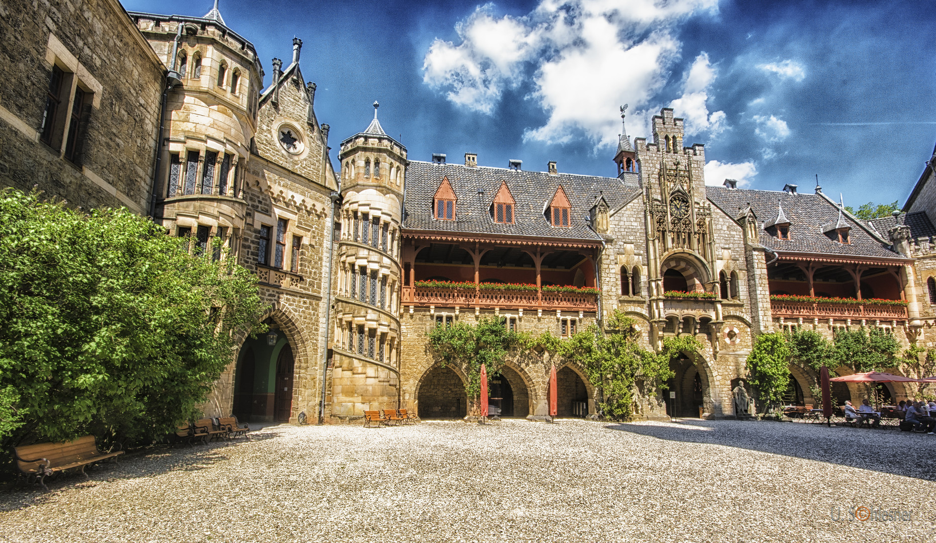 - Innenhof des Schlosses Marienburg -