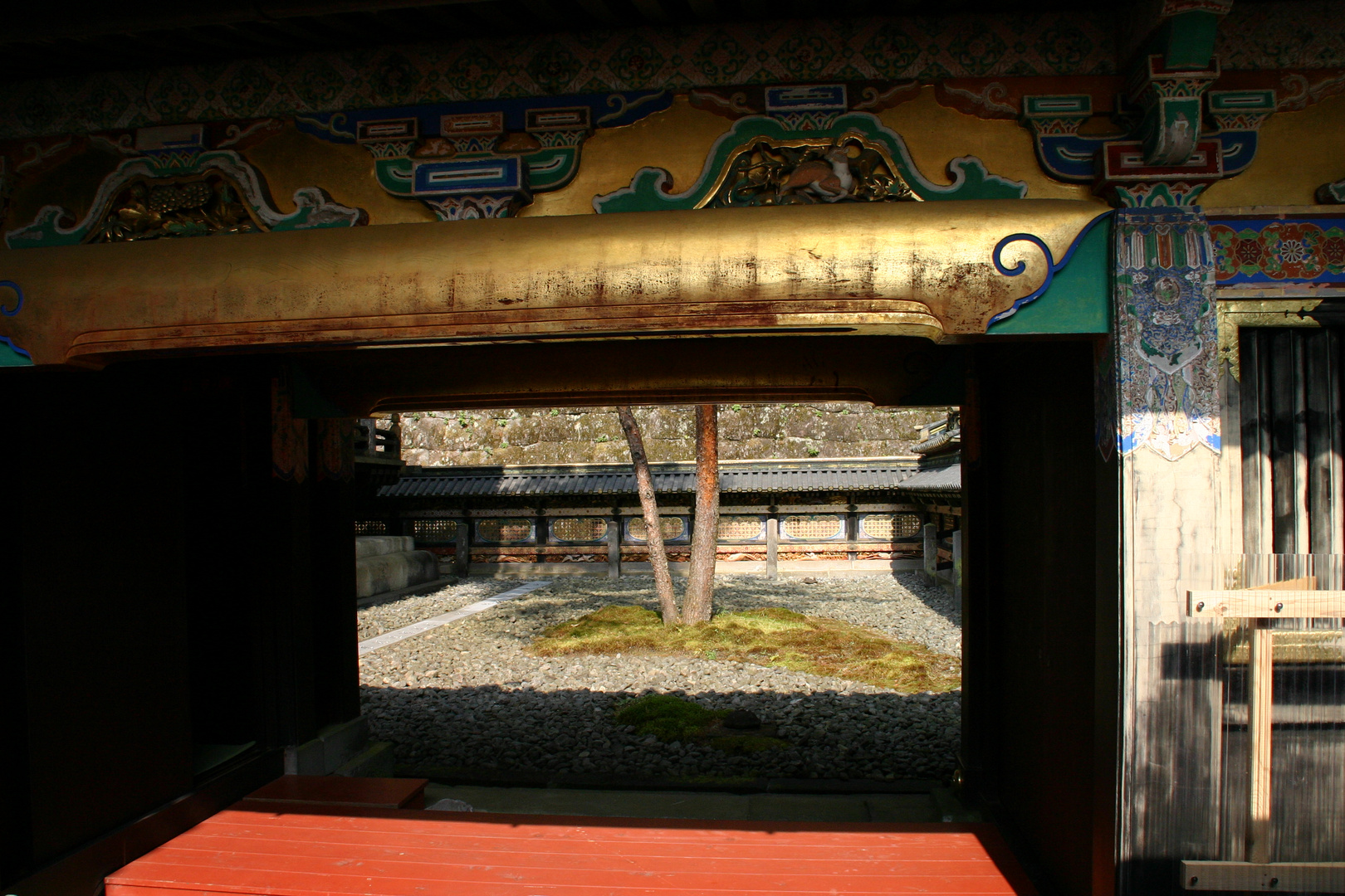 Innenhof eines Tempels in Nikko