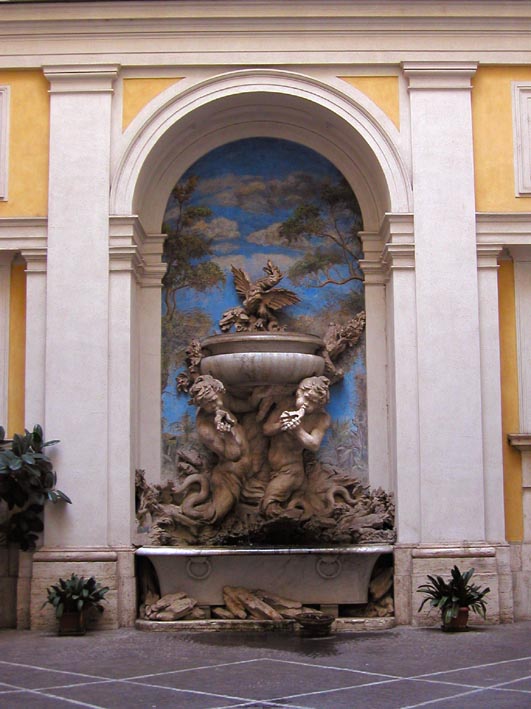 Innenhof mit Brunnen in Rom