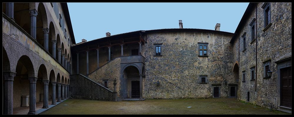 Innenhof Schloss Odescalchi