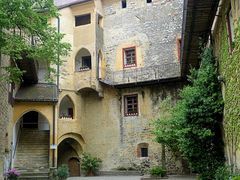 Innenhof Schloss Schenna bei Meran