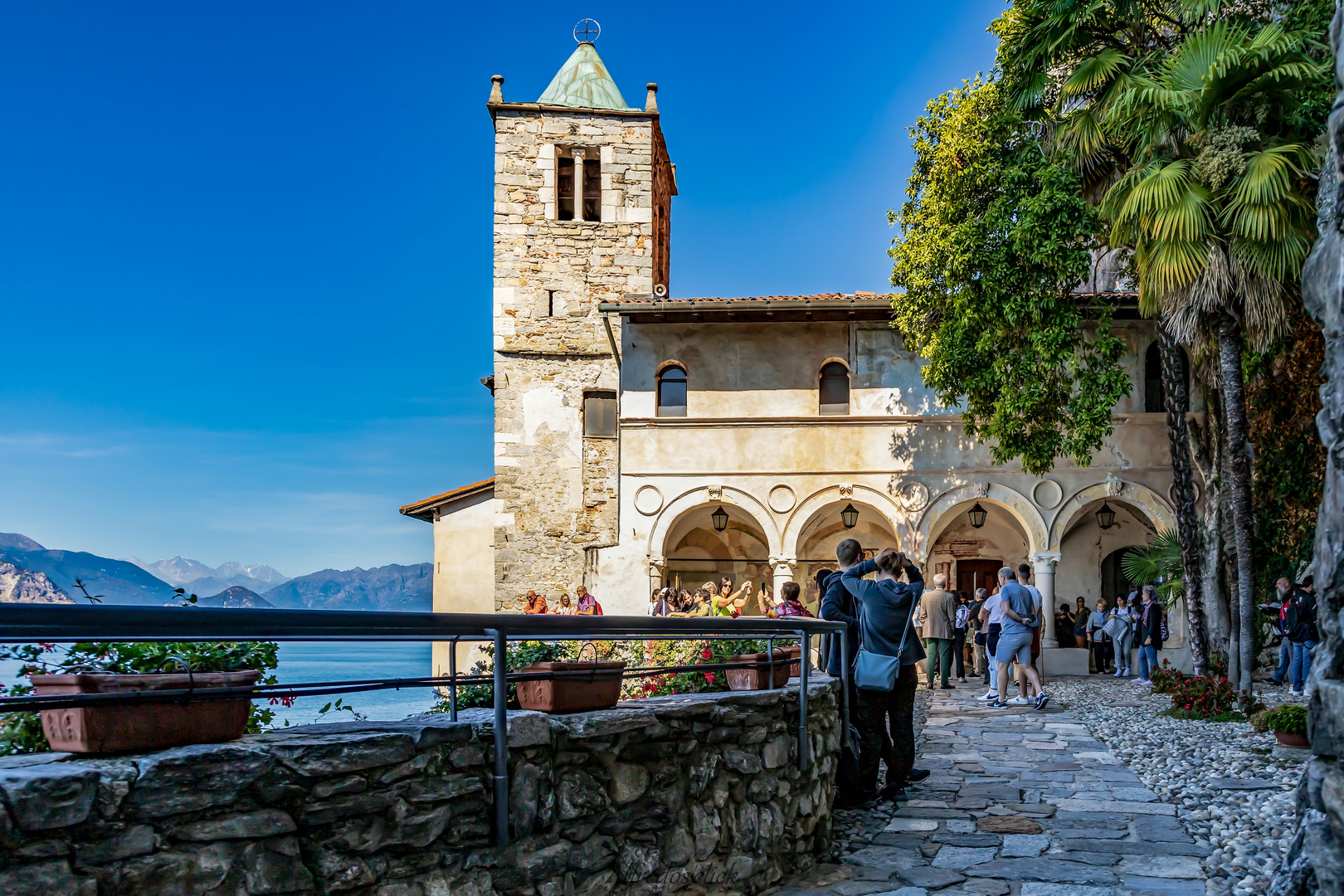 Innenhof von Santa Caterina del Sasso