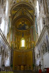 Innenraum der Kathedrale in Cefalu / Palermo