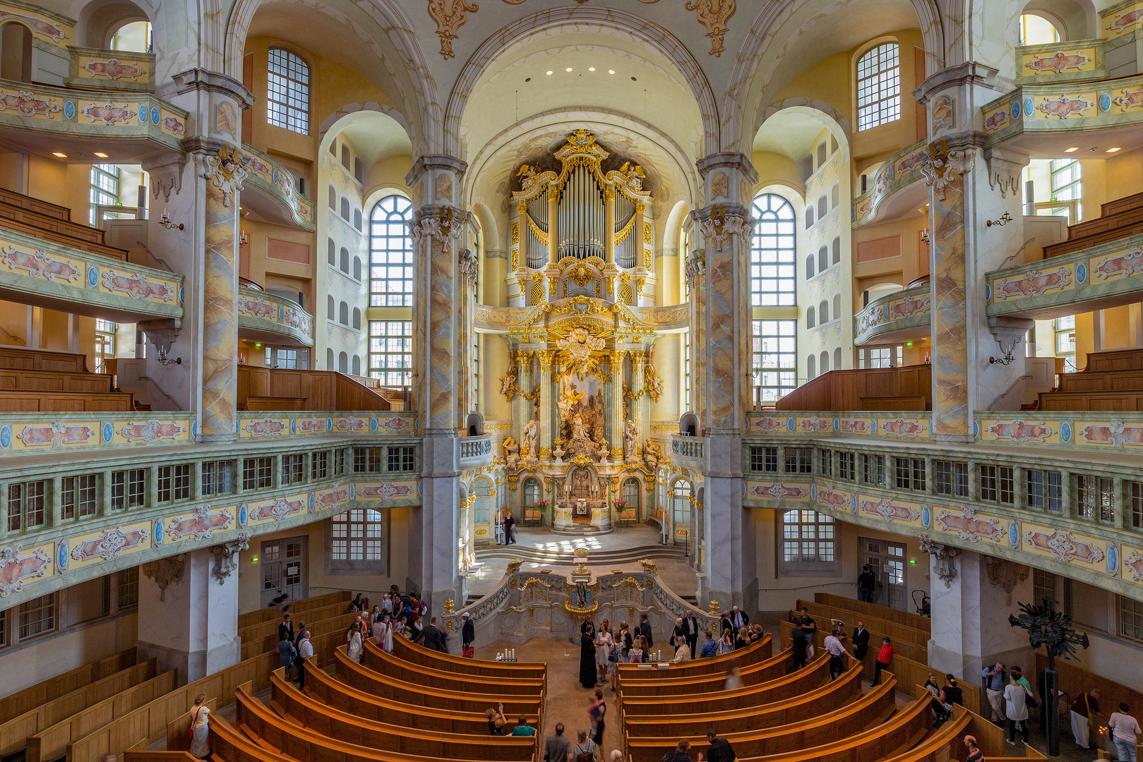 Innenraum Dresdner Frauenkirche