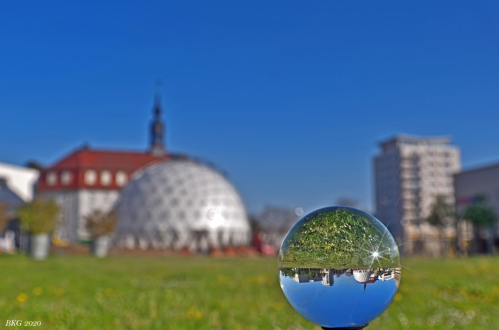 Innenstadt Gera im Lensball-Spiegel