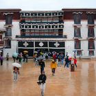 Inner courtyard from the Red Palace to the White Palace