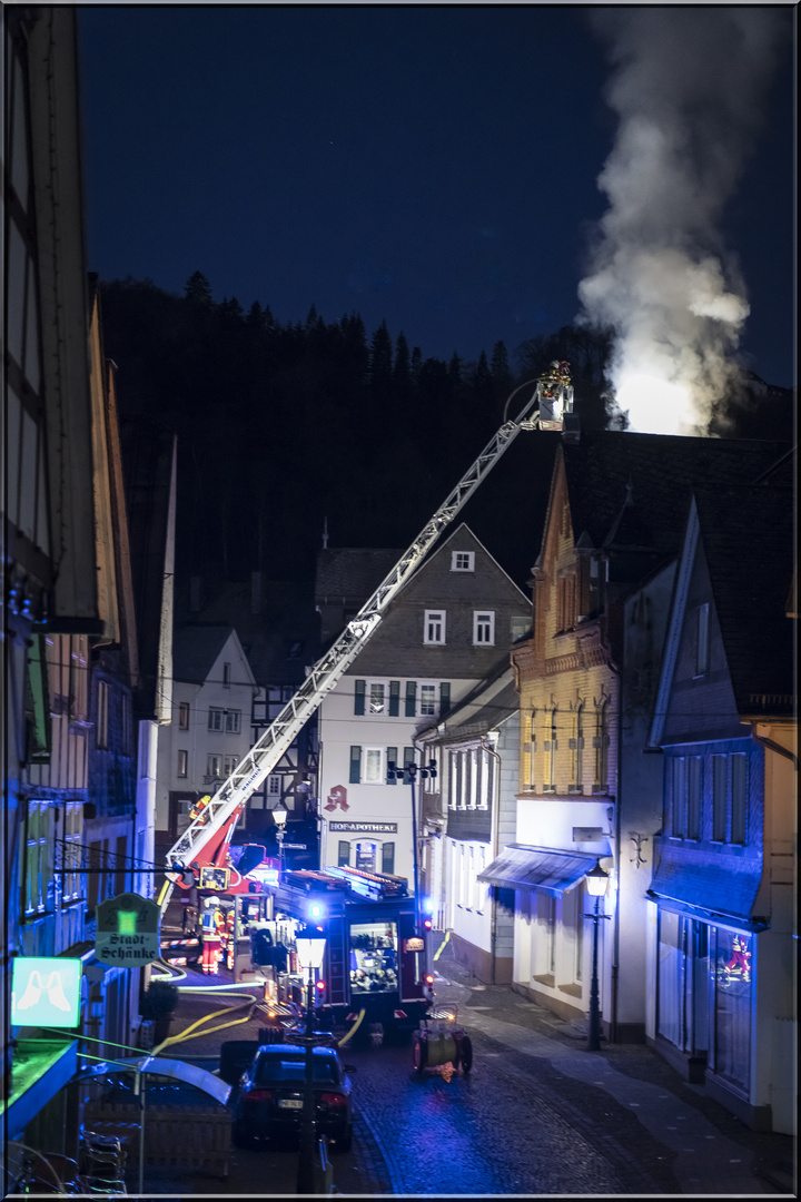 Innerhalb kürzester Zeit waren die Kameraden /-innen...