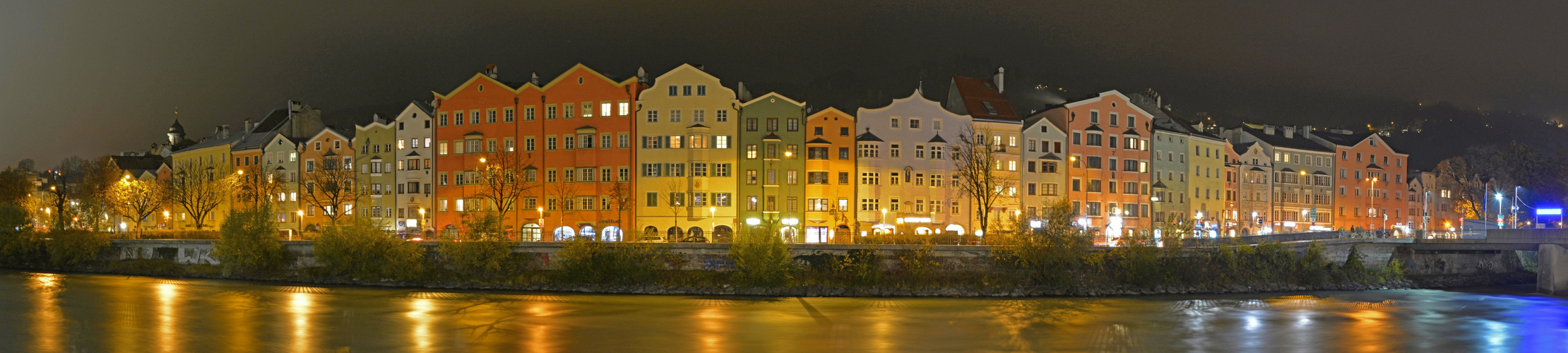 Innsbruck bei Nacht