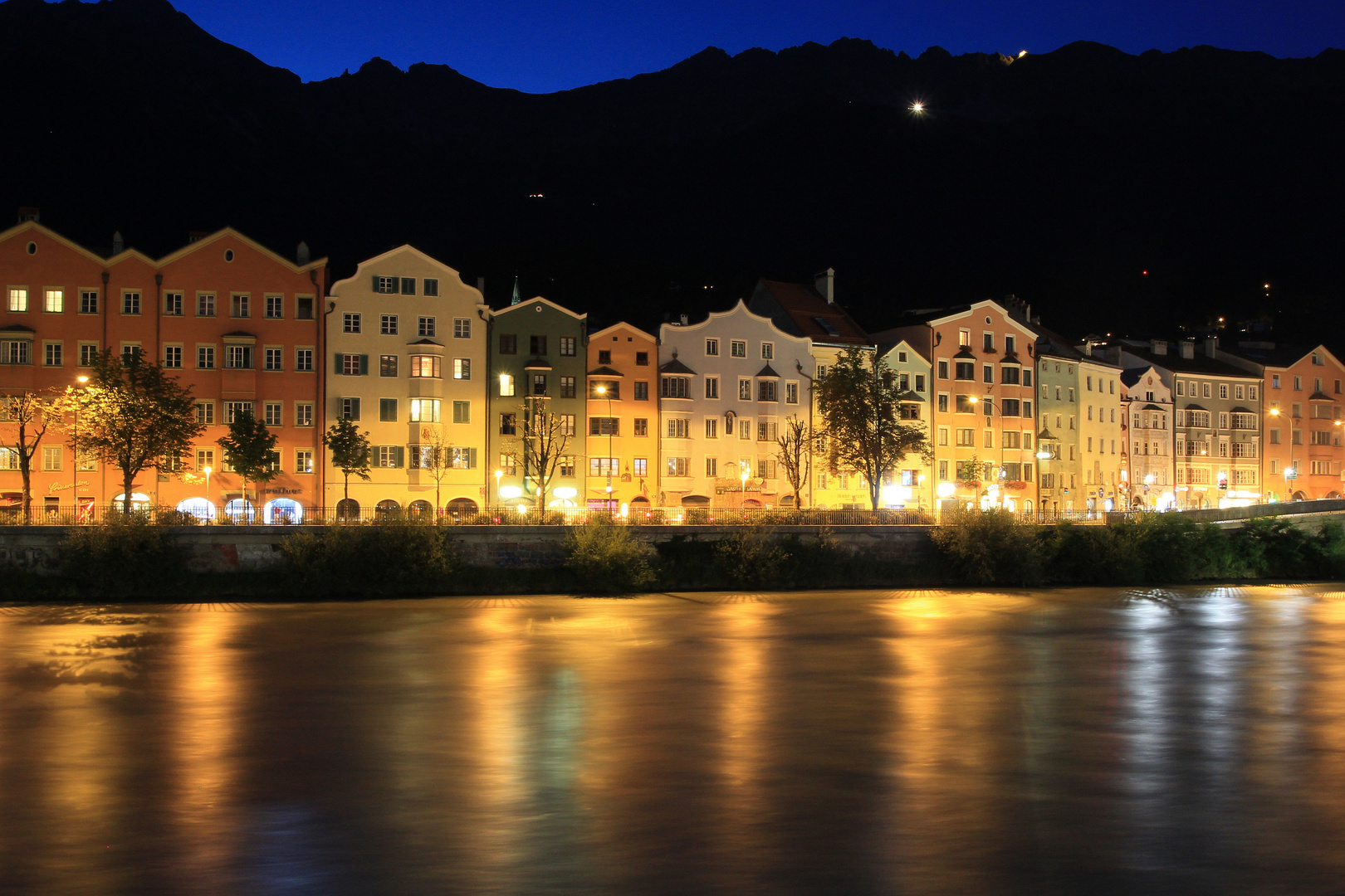 Innsbruck - Mariahilf bei Nacht