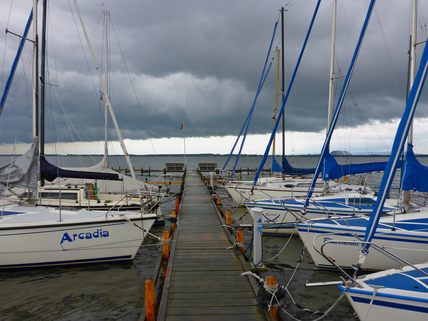 ins Wasser gefallene Segelpartie