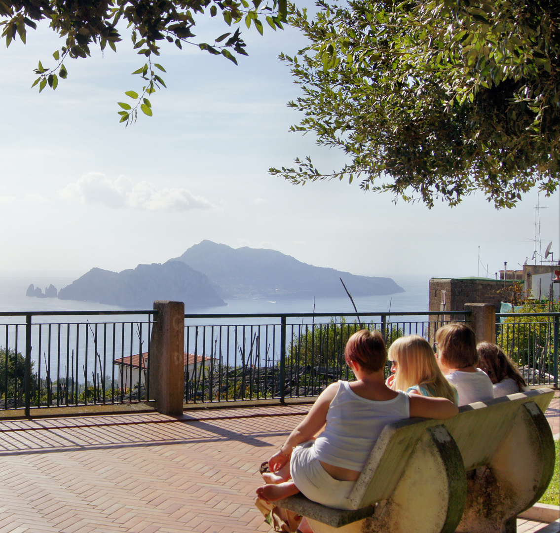 Insel Capri, vom Festland aus gesehen