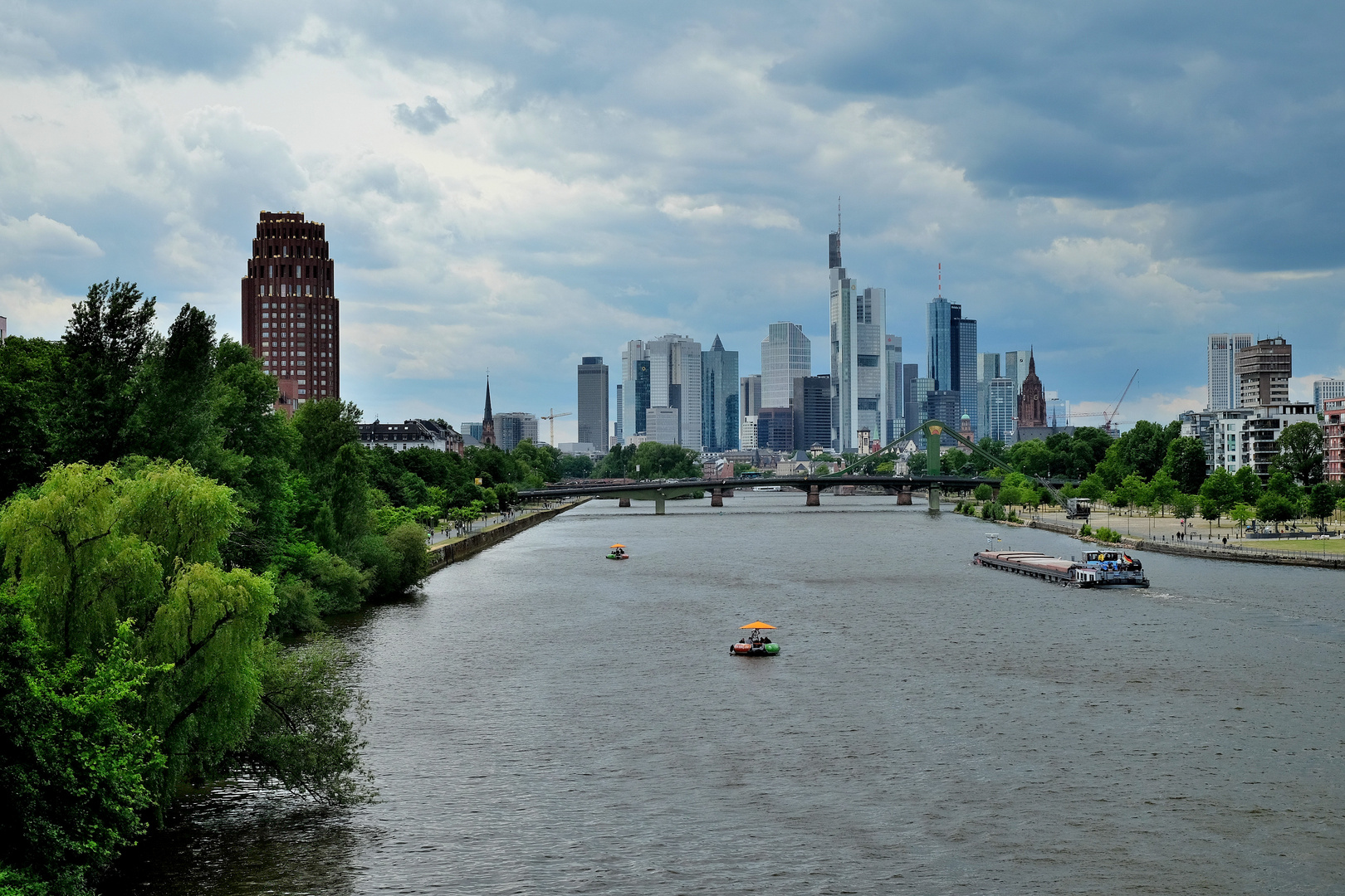 Insel der Glückseligkeit  - Frankfurt auf dem MAIN