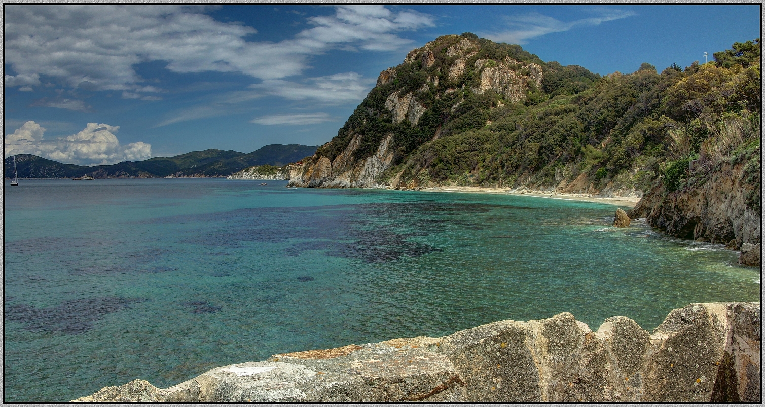 Insel Elba ; Küste zwischen Procchio und Marciana Marina , Mai 2016