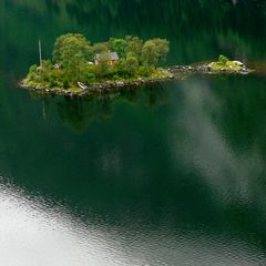 Insel im Fjord