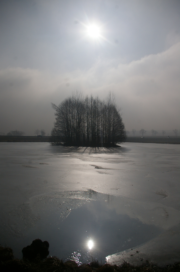 Insel im Zwielicht