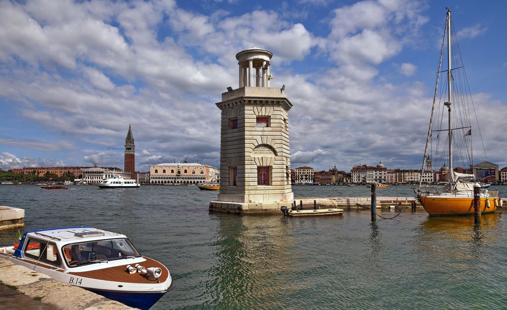  Insel San Giorgio Maggiore   - Jachthafen -