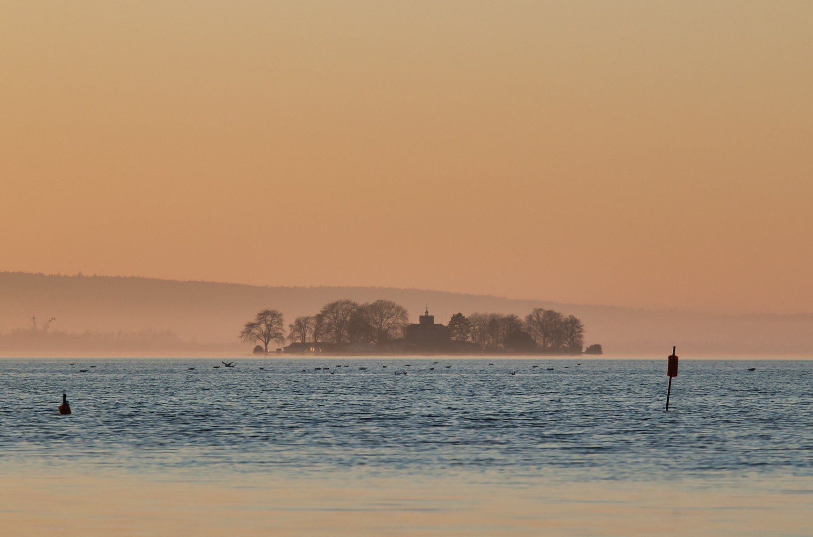 Insel Wilhelmsstein im Dunst