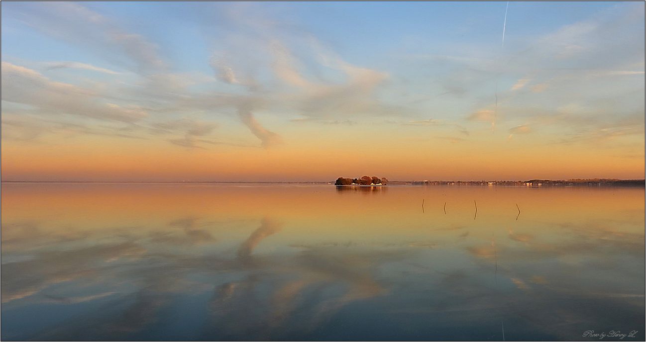 ...Insel Wilhelmstein im Steinhuder Meer...