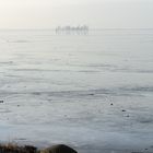 Insel Willhelmstein auf dem zugefrorenen Steinhuder Meer