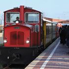 Inselbahn auf Langeoog (2019_03_24_EOS 6D Mark II_1056_ji)