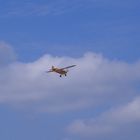 inselflieger im anflug auf baltrum airport