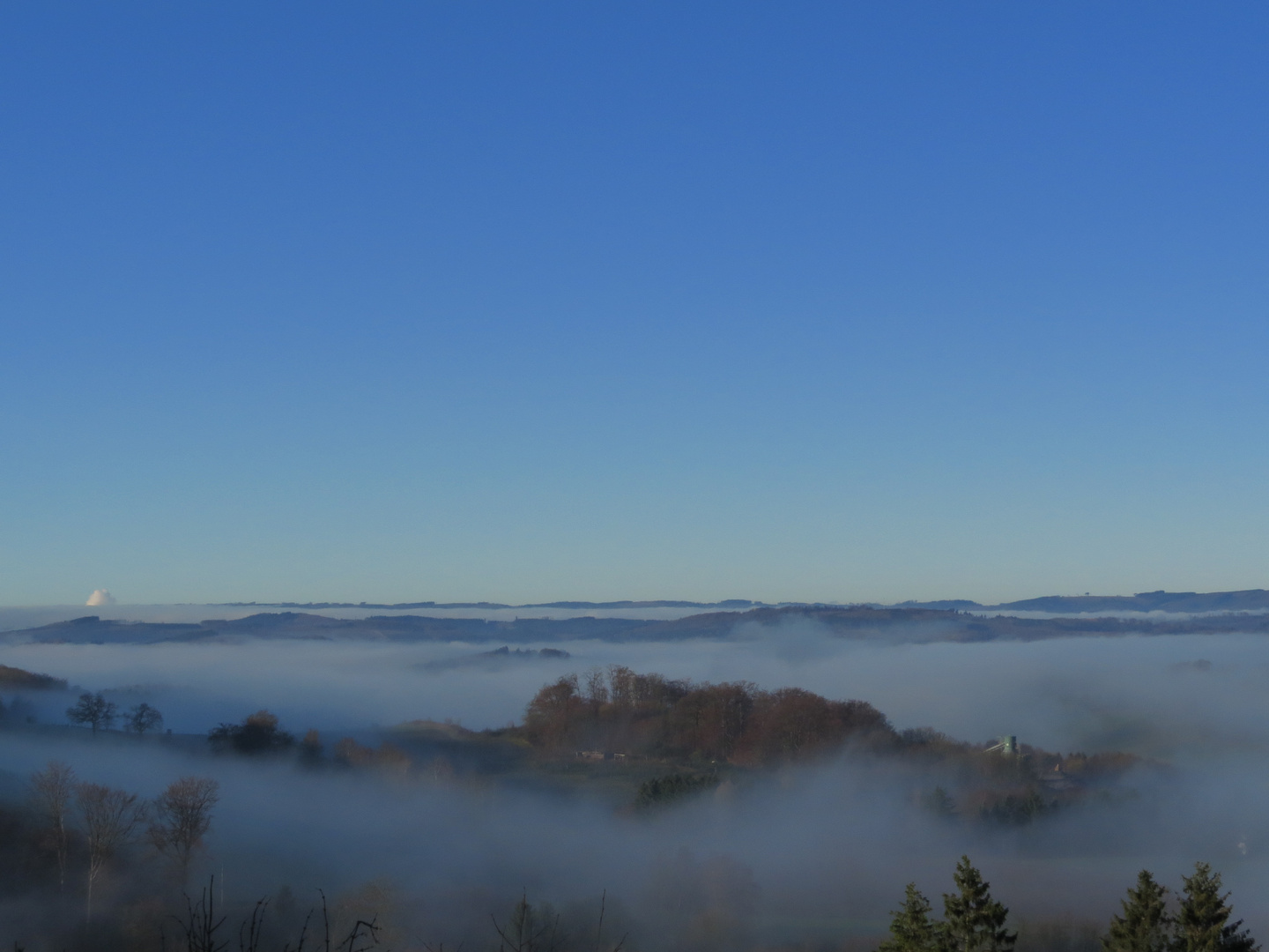 Inseln im Nebelmeer