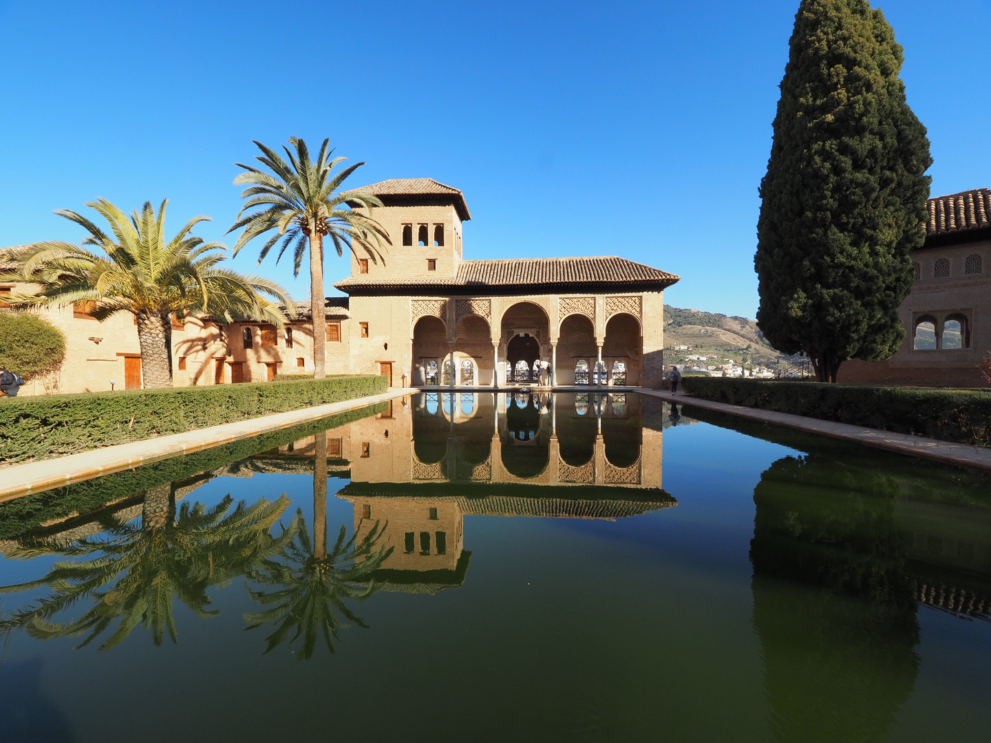 Inside Alhambra 