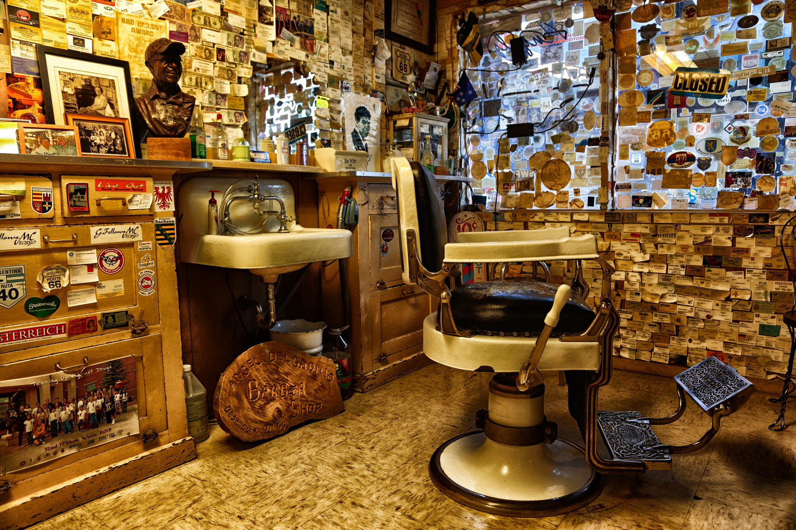 inside at Angel Delgadillos barbershop