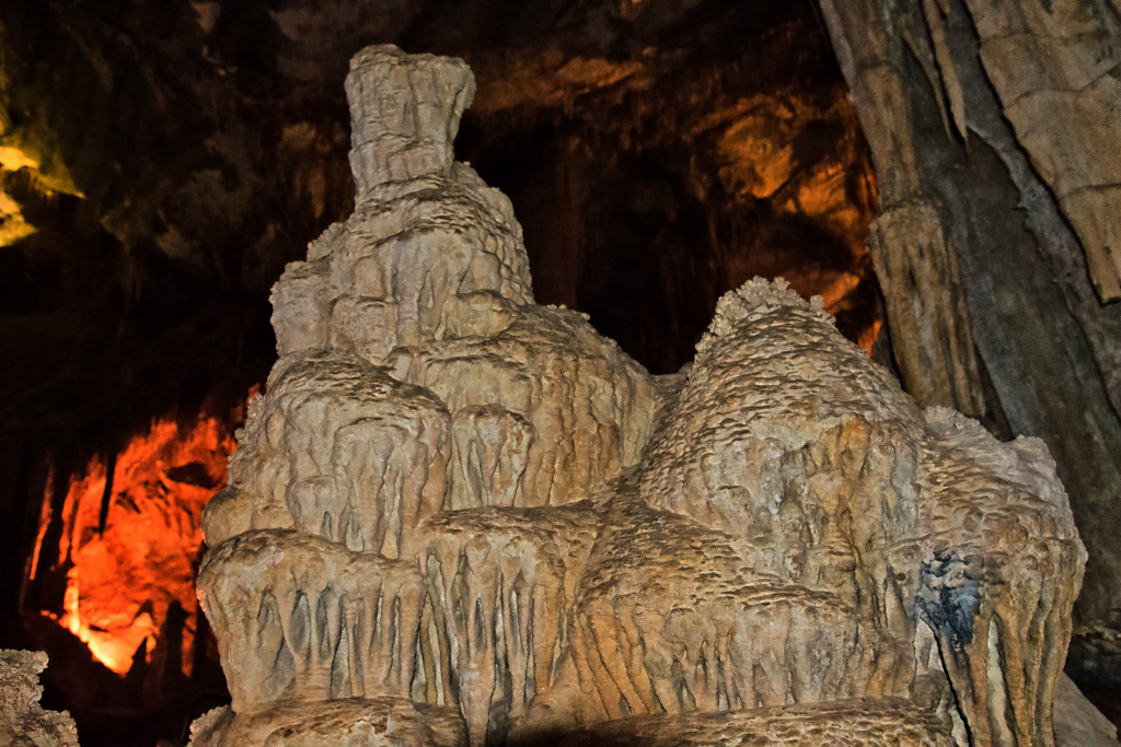 inside lehman caves 3